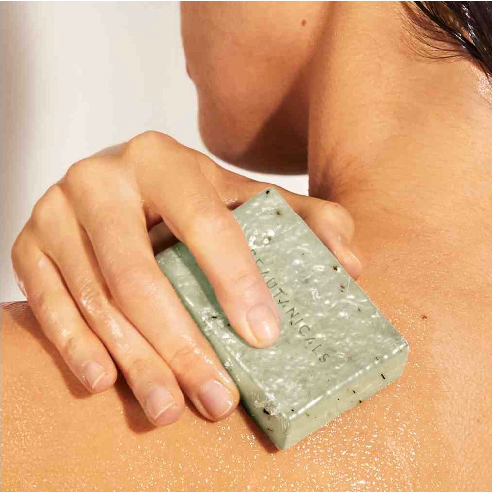 Oriflame Sweden 95% natural origin ingredients biodegradable revitalizing soap b